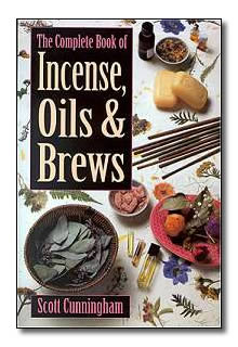 Complete Bk of Incense Oils & Brews by Cunningham Scott